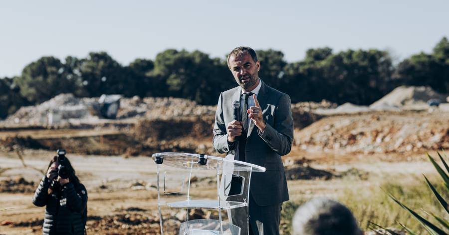 Montpellier - Le groupe France Télévisions pose la première pierre de ses nouveaux studios de production, à Vendargues