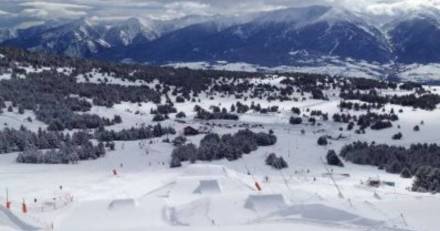 Font Romeu - Font-Romeu Pyrénées 2000 : Une Fréquentation Record et une Nouvelle Année Éblouissante ! ????✨